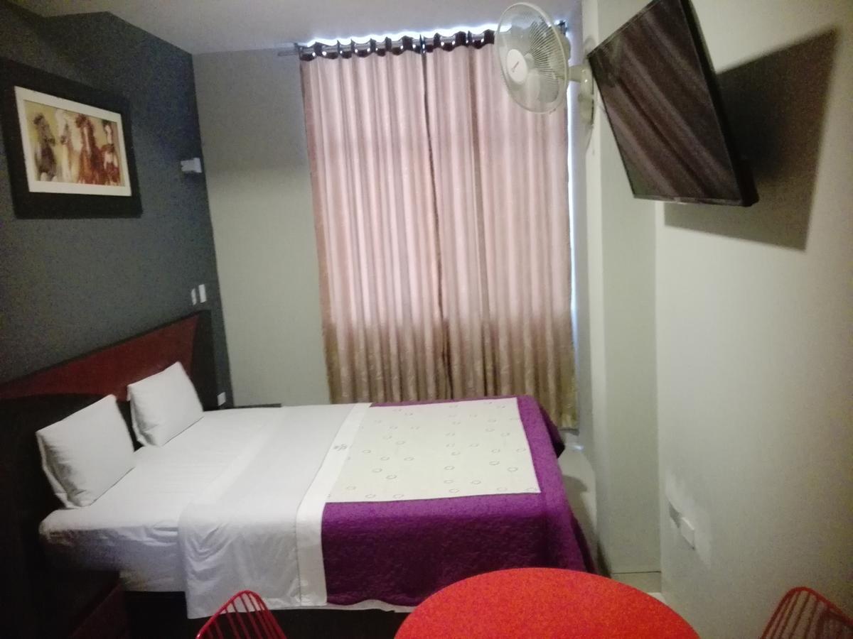 Hotel Vicente De La Vega تشيكلايو المظهر الخارجي الصورة