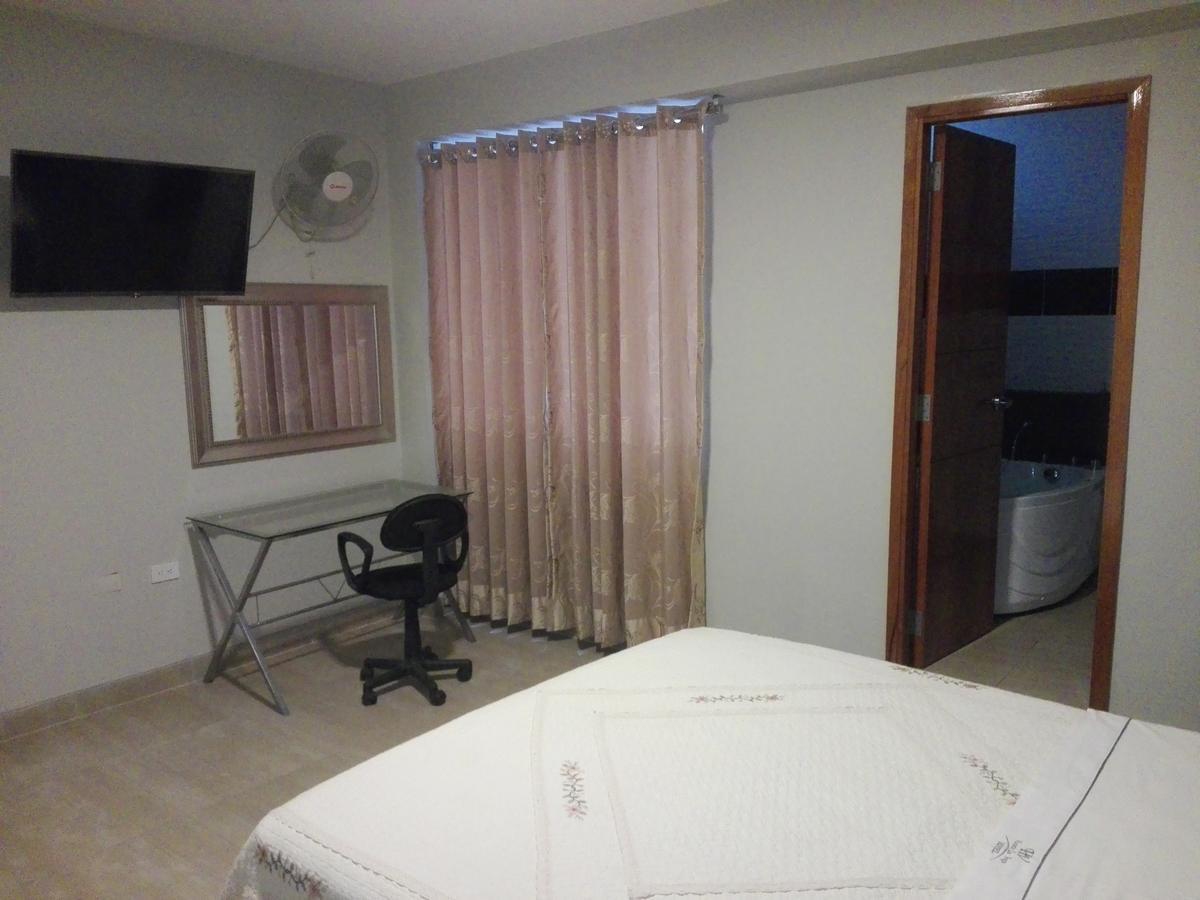 Hotel Vicente De La Vega تشيكلايو المظهر الخارجي الصورة
