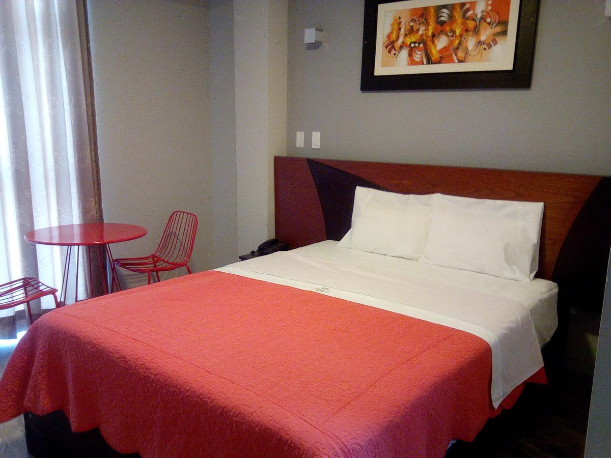 Hotel Vicente De La Vega تشيكلايو المظهر الخارجي الصورة