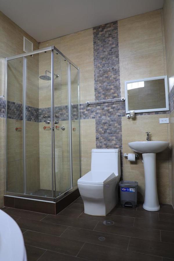 Hotel Vicente De La Vega تشيكلايو المظهر الخارجي الصورة