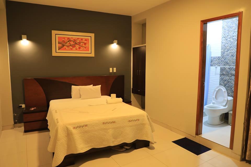 Hotel Vicente De La Vega تشيكلايو المظهر الخارجي الصورة